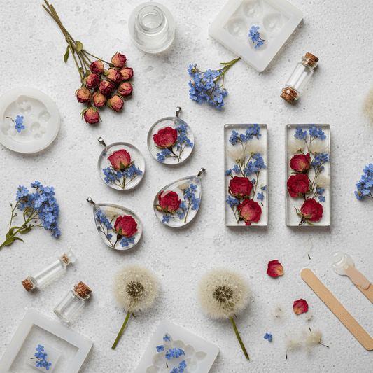 Trockenblumen in Resin eingeßen: Anleitung, Tipps & Vergilbung vermeiden - Craftguru