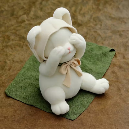 Silikonform Bärchen mit Händen vor Gesicht