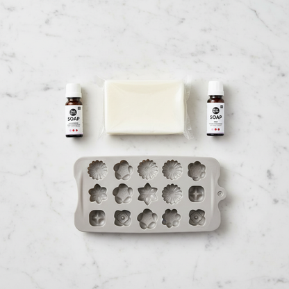 Starterset Seife selber machen - alle Bestandteile Flat Lay